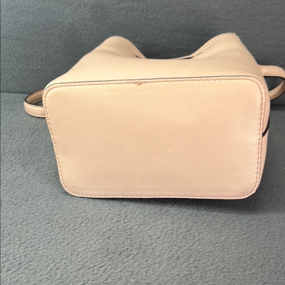 Chaps Pink Beige Crossbody Bucket Bag - Picture 8 of 16
